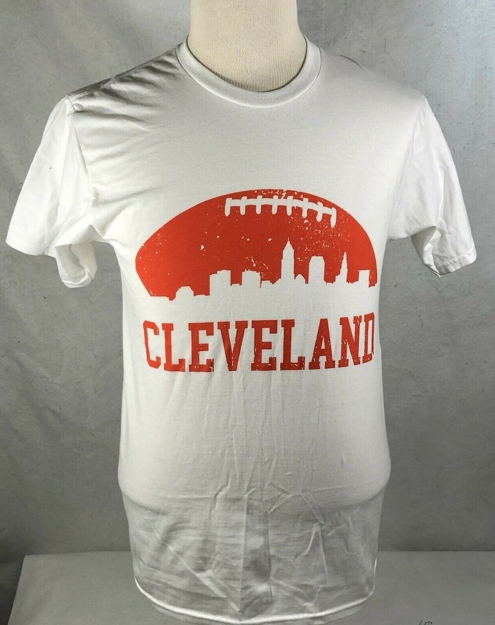 Cleveland Browns T-Shirt Adult Medium White Spell Out Logo Football Graphic New